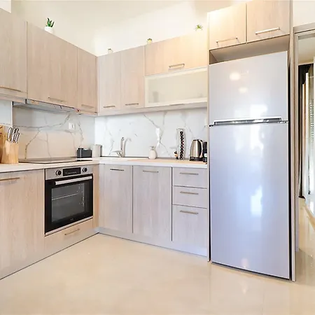Nikola Luxury 2 Bedrooms 5 Guests *