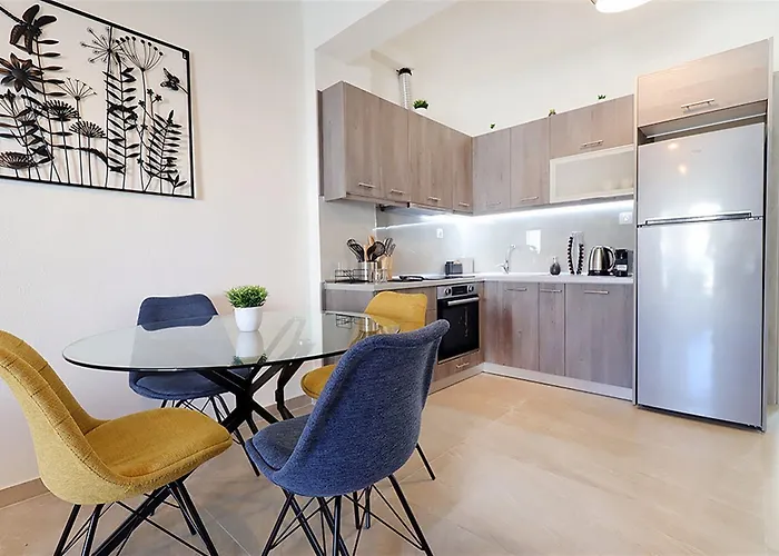 Nikola Luxury 2 Bedrooms 5 Guests 尼基季