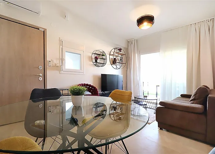 Nikola Luxury 2 Bedrooms 5 Guests * 尼基季