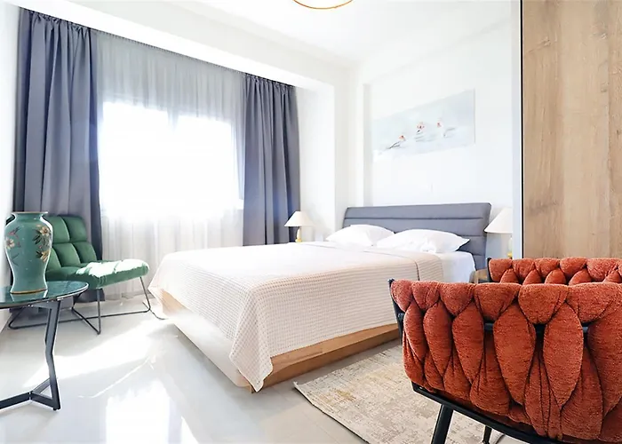 Nikola Luxury 2 Bedrooms 5 Guests *