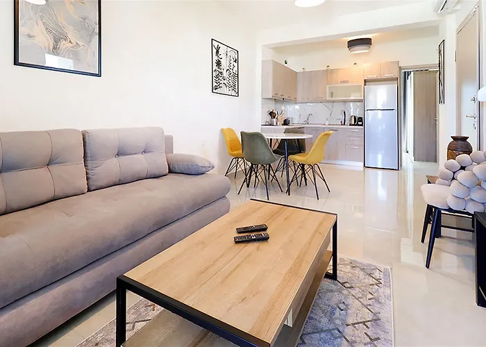 Nikola Luxury 2 Bedrooms 5 Guests